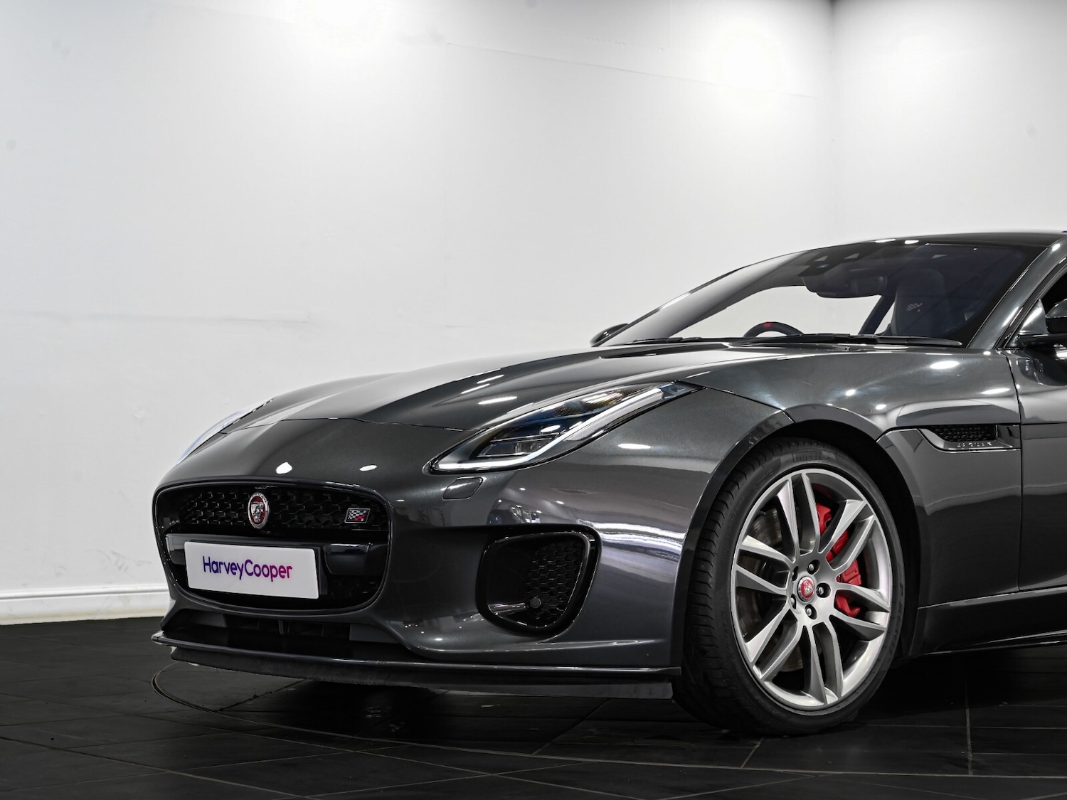 Used Jaguar F-Type 2019 for sale - 76870542: Photo 27