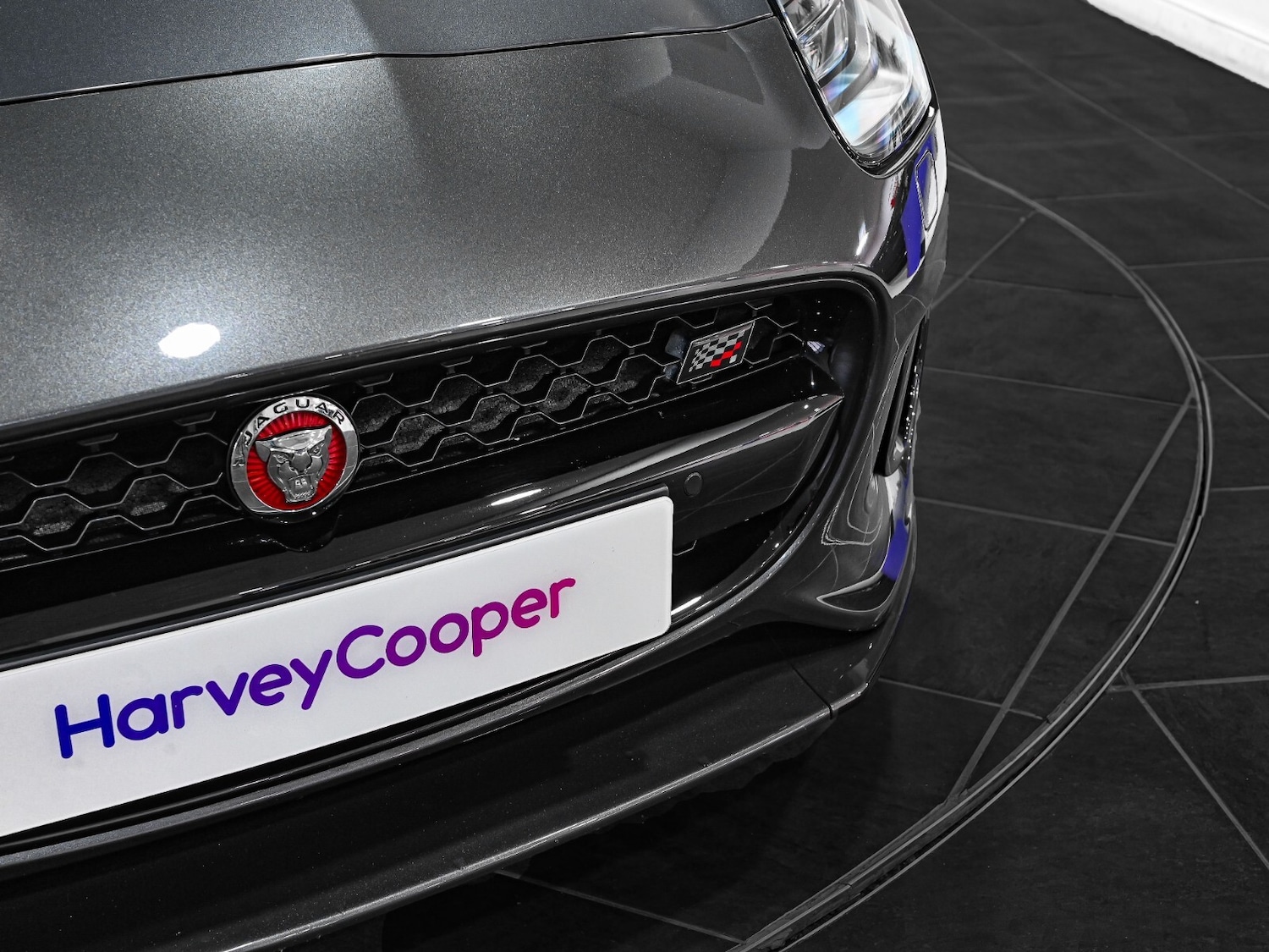 Used Jaguar F-Type 2019 for sale - 76870542: Photo 28