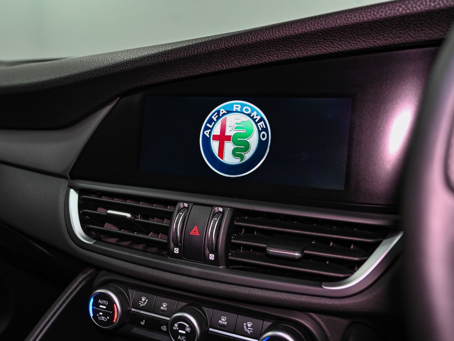 Used Alfa Romeo Giulia 2021 for sale - 76869368: Photo 11