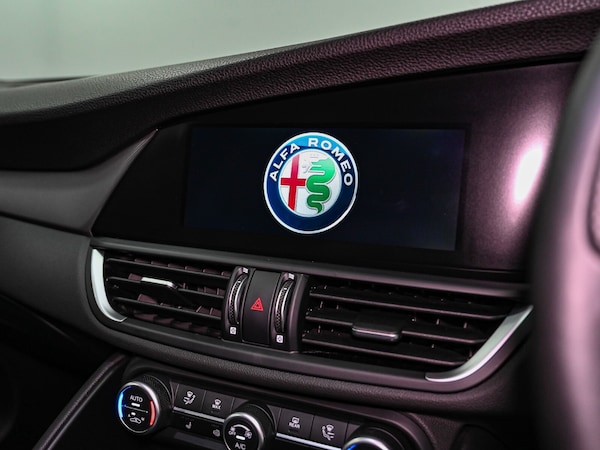 Used Alfa Romeo Giulia 2021 for sale - 75466088: Photo 11