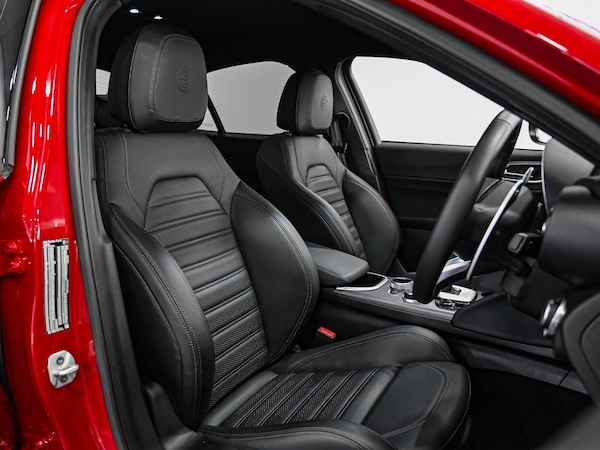 Used Alfa Romeo Giulia 2021 for sale - 75466088: Photo 3