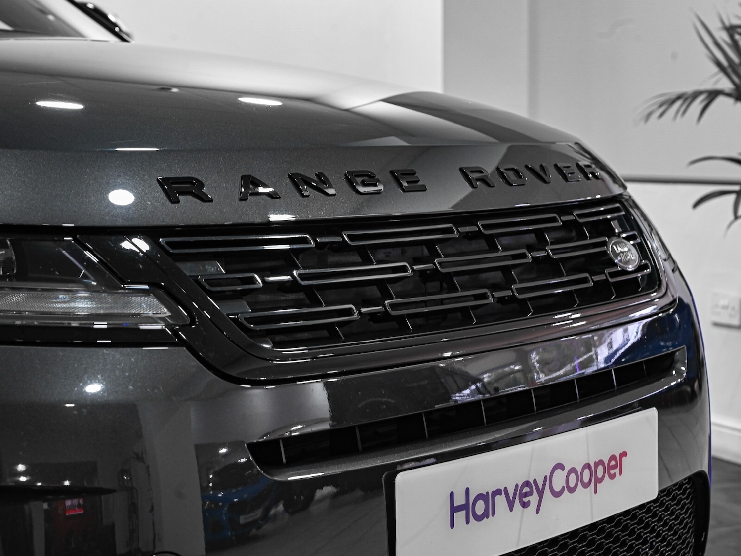 Used Land Rover Range Rover Evoque 2024 for sale - 76873659: Photo 20