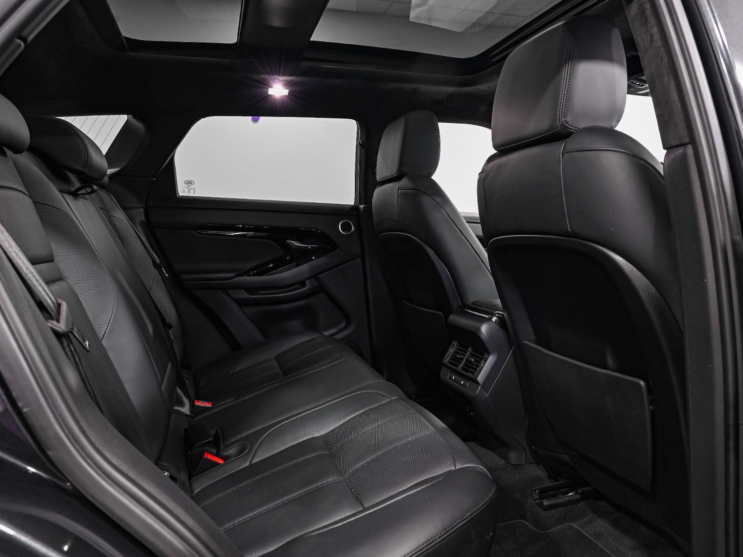 Used Land Rover Range Rover Evoque 2024 for sale - 76873659: Photo 24