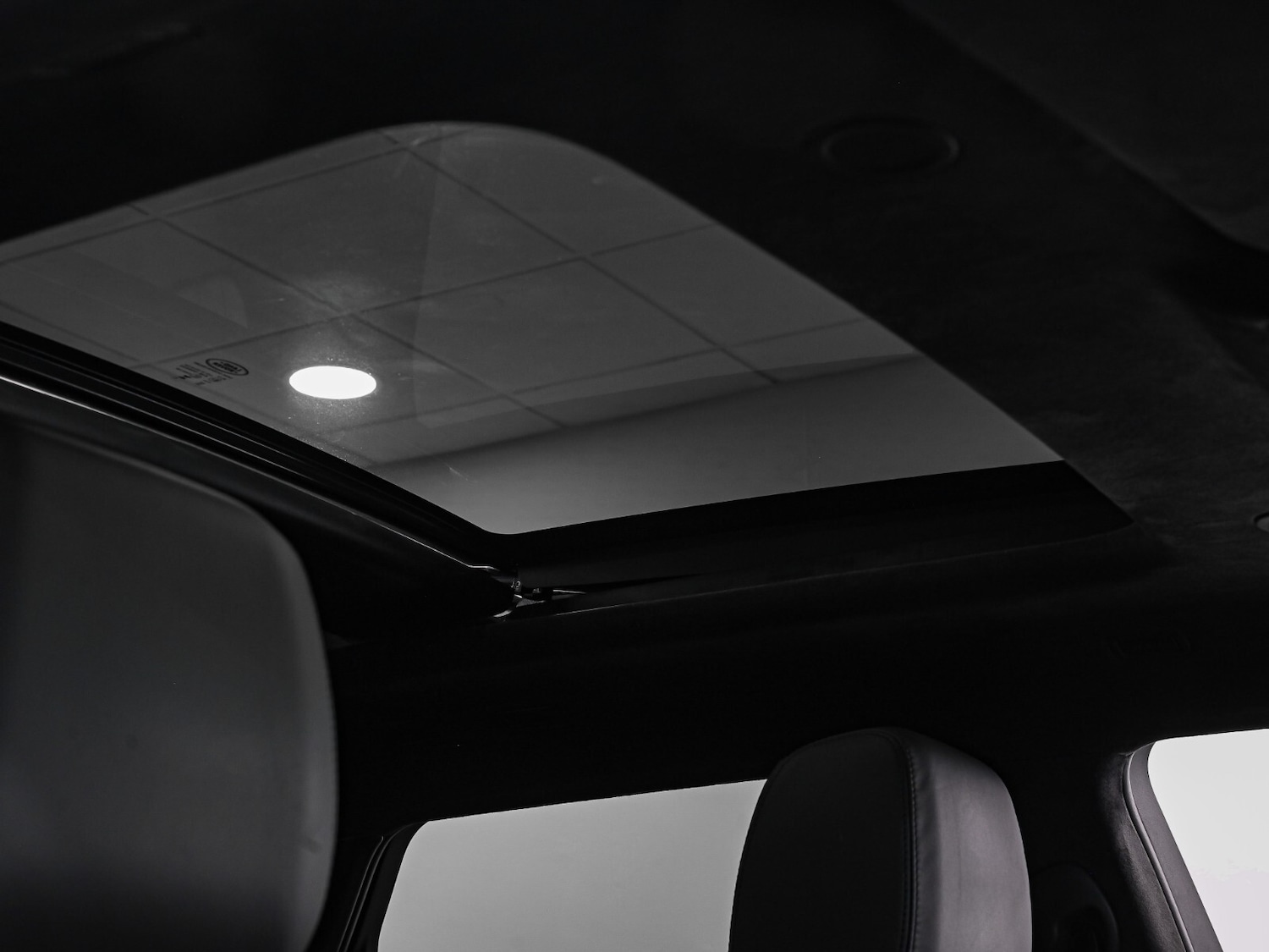 Used Land Rover Range Rover Evoque 2024 for sale - 76873659: Photo 4