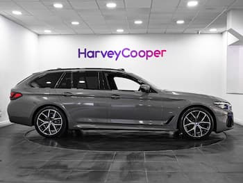 Used BMW 5 Series 2021 for sale - 79767700: Photo