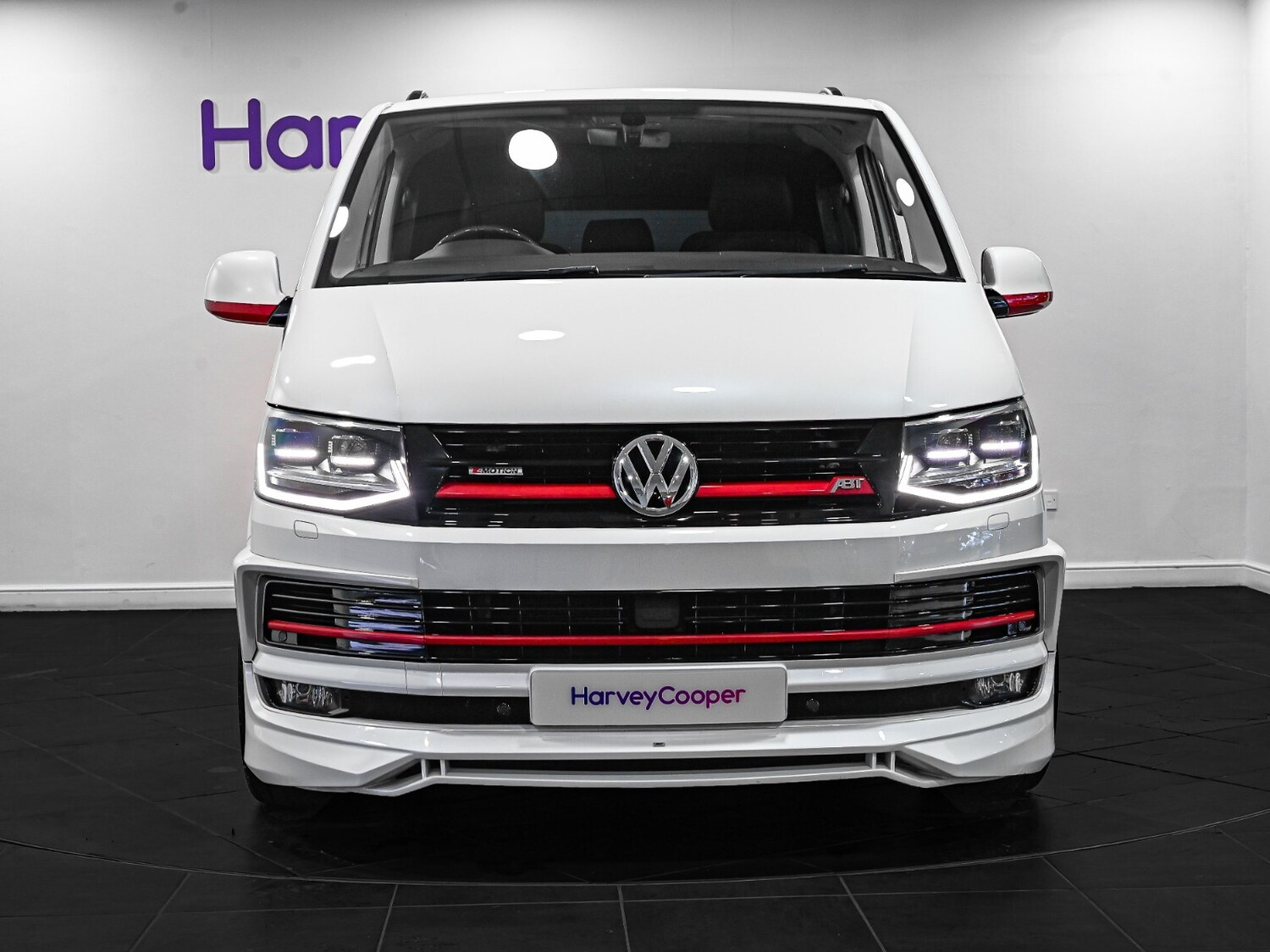 Used Volkswagen Transporter 2018 for sale - 77492604: Photo 20