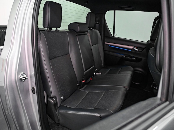 Used Toyota Hilux 2023 for sale - 75465923: Photo 14