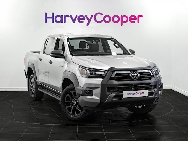 Used Toyota Hilux 2023 for sale - 75465923: Photo 1