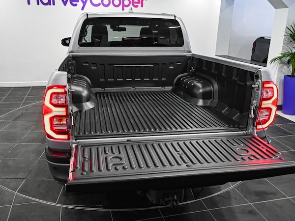 Used Toyota Hilux 2023 for sale - 75465923: Photo 20