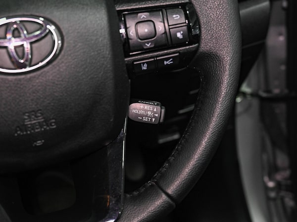Used Toyota Hilux 2023 for sale - 75465923: Photo 25