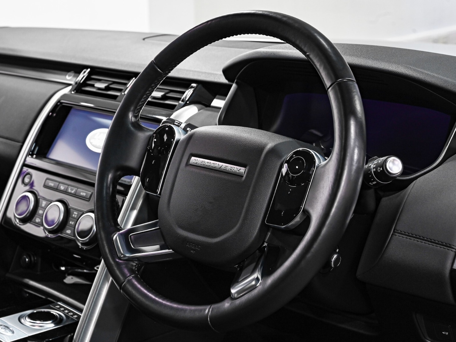 Used Land Rover Discovery 2020 for sale - 77218818: Photo 10