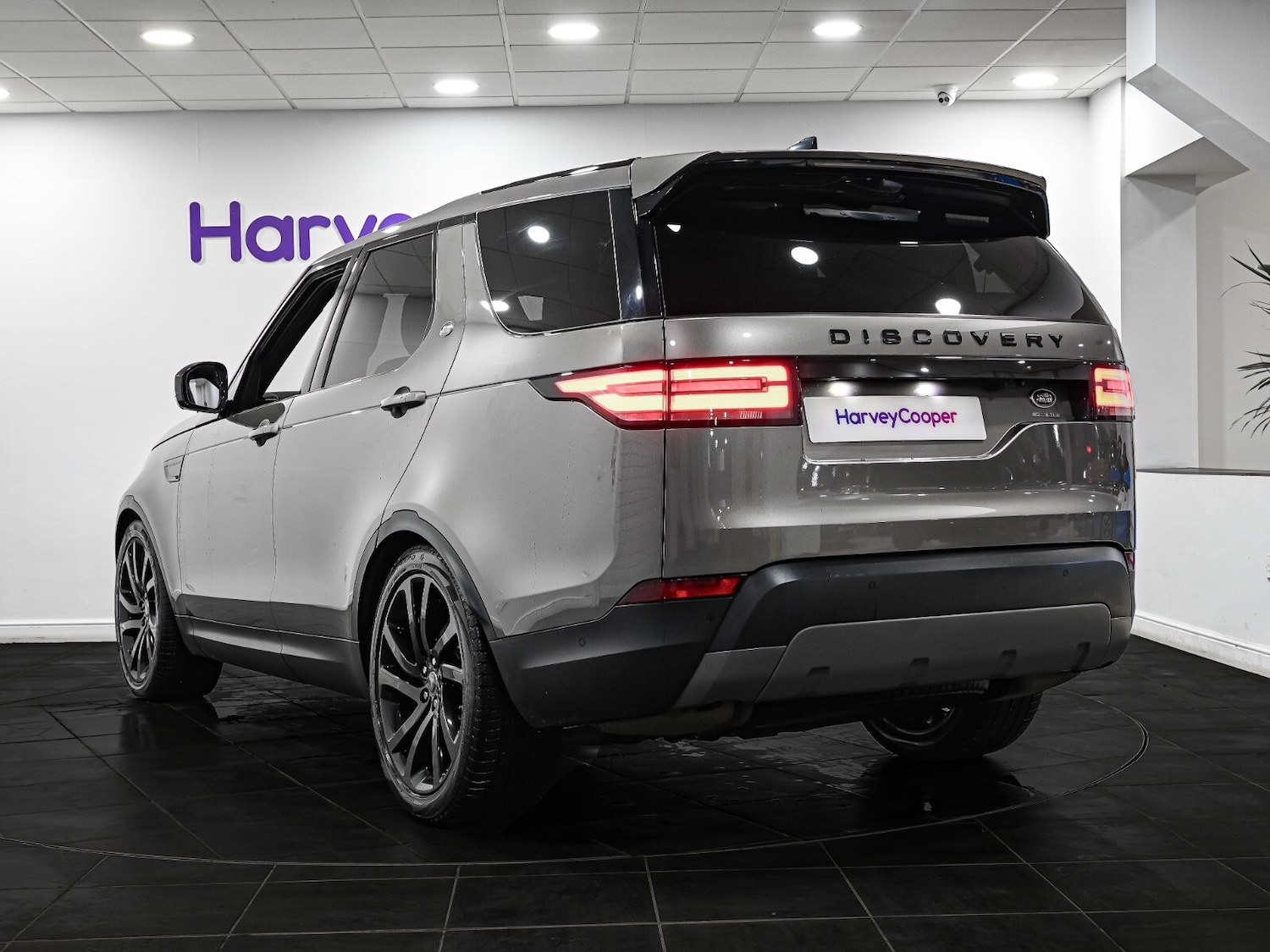 Used Land Rover Discovery 2020 for sale - 77218818: Photo 7