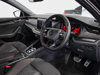 Used Skoda Octavia 2024 for sale - 74984221: Photo