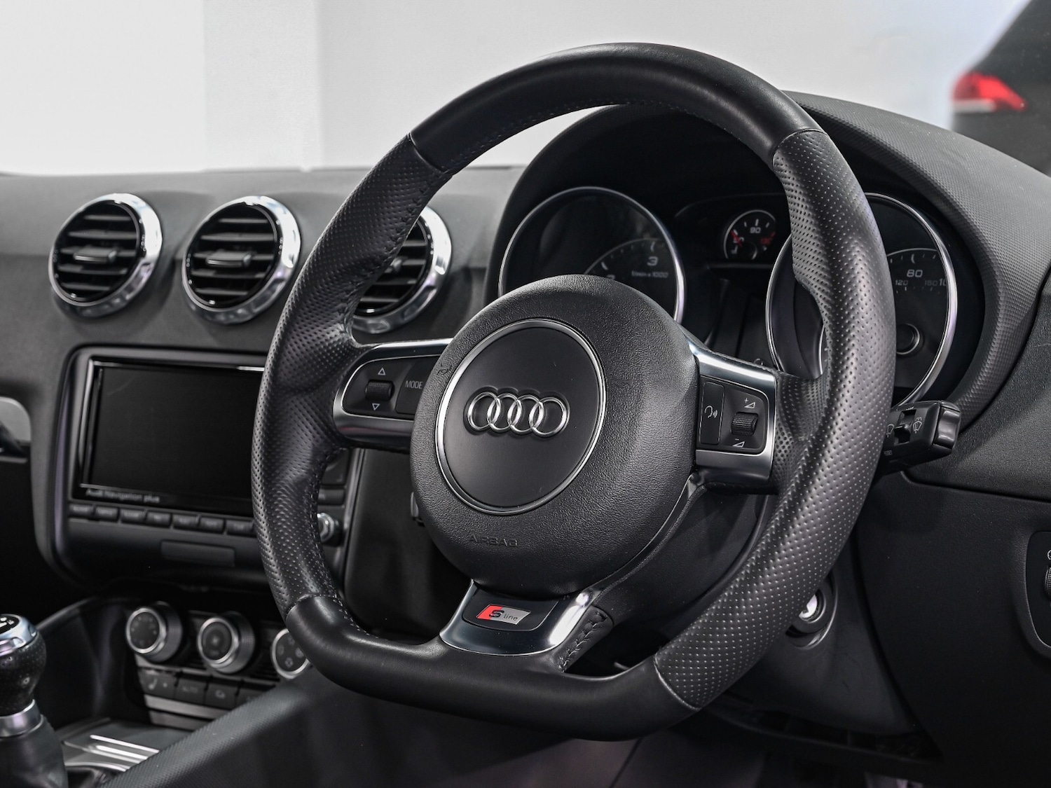 Used Audi TT 2013 for sale - 76788115: Photo 8