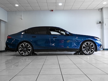 Used BMW 5 Series 2023 for sale - 77745889: Photo