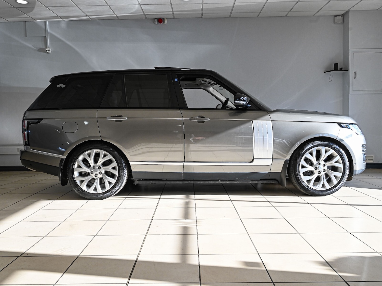 Used Land Rover Range Rover 2020 for sale - 78136997: Photo 5