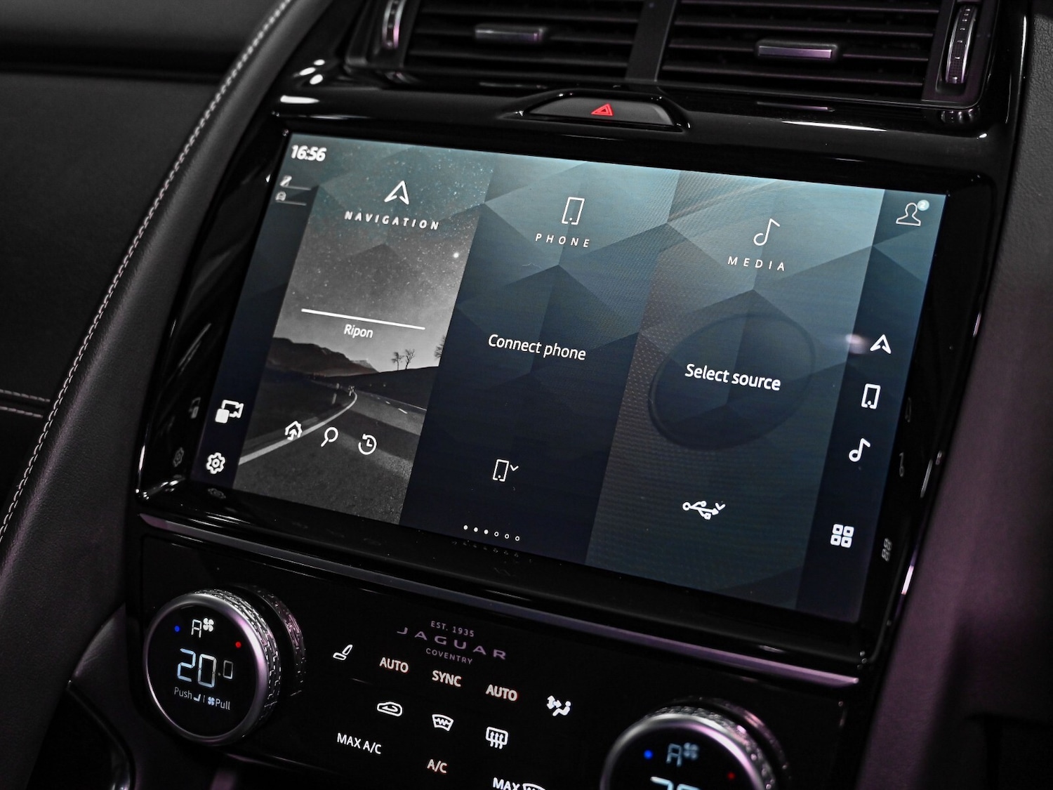 Used Jaguar E-Pace 2023 for sale - 76609762: Photo 14