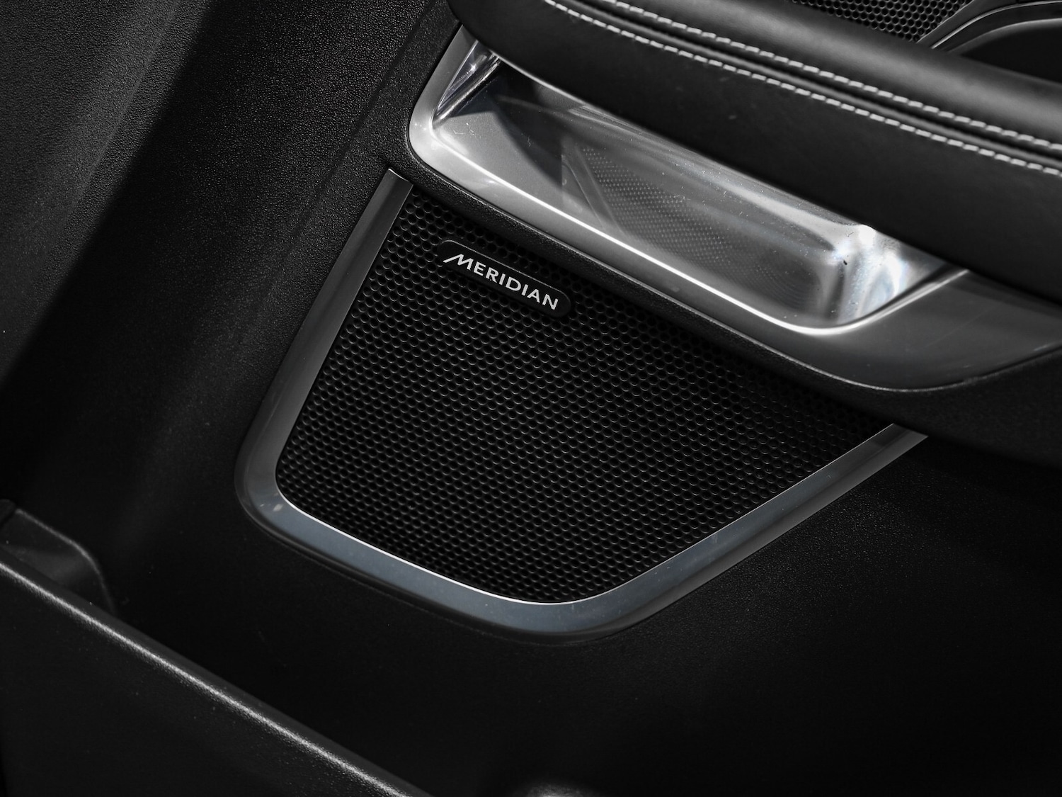 Used Jaguar E-Pace 2023 for sale - 76609762: Photo 17