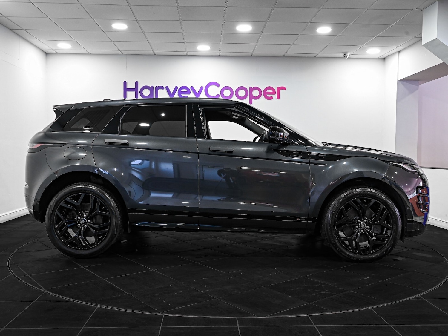 Used Land Rover Range Rover Evoque 2021 for sale - 77186357: Photo 4