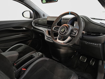 Used Abarth 500 2024 for sale - 77690826: Photo