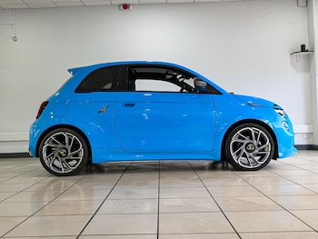 Used Abarth 500 2024 for sale - 77690826: Photo