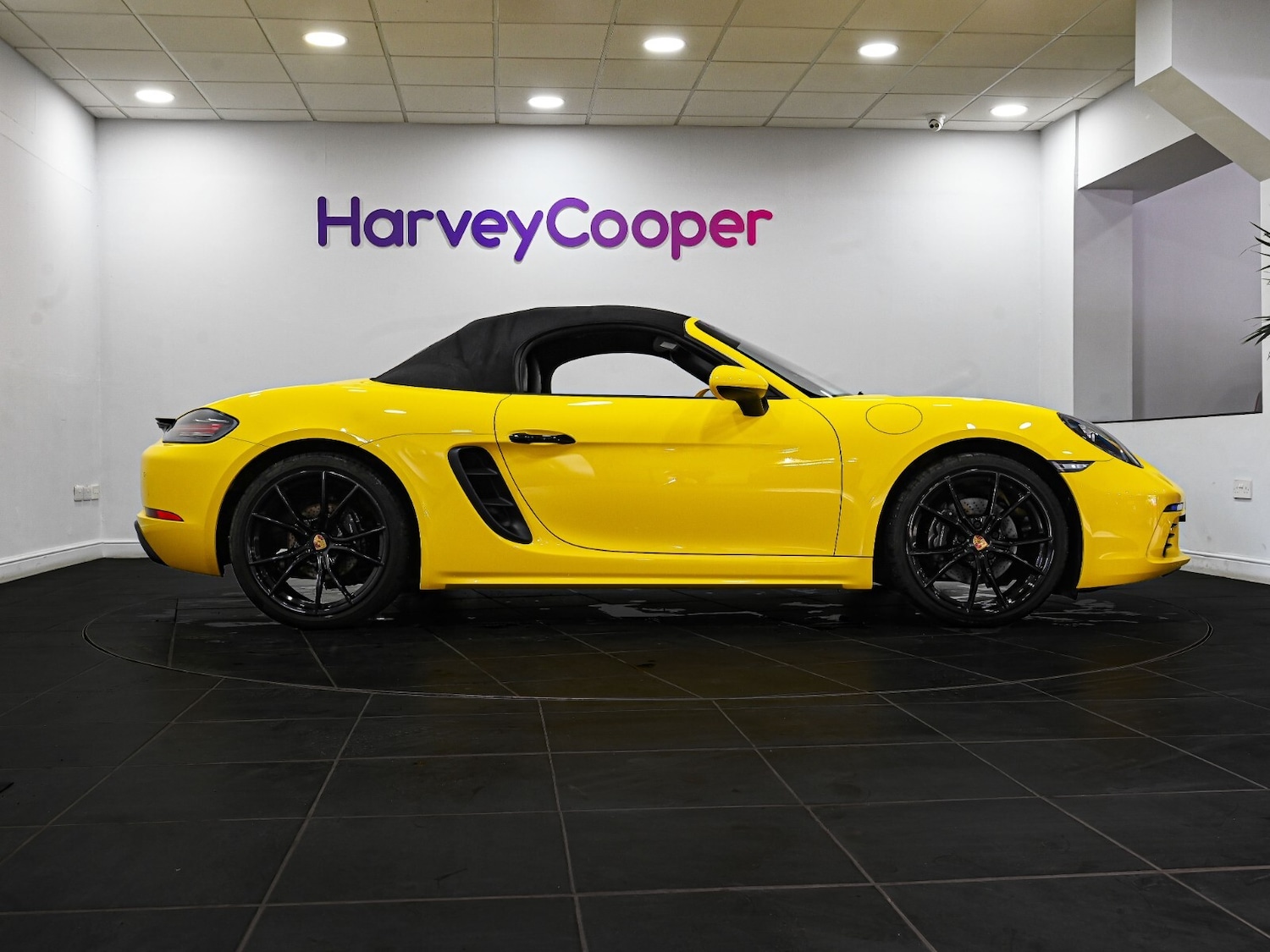 Used Porsche Boxster 2017 for sale - 76037597: Photo 18