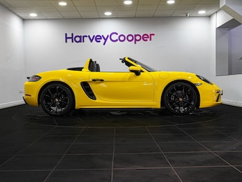 Used Porsche Boxster 2017 for sale - 76037597: Photo