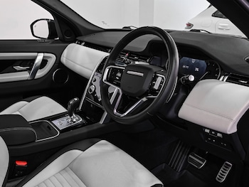 Used Land Rover Discovery Sport 2023 for sale - 76221684: Photo 2