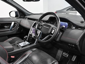 Used Land Rover Discovery Sport 2022 for sale - 76872401: Photo