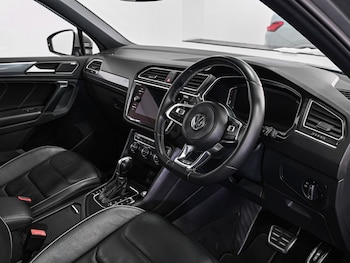 Used Volkswagen Tiguan 2019 for sale - 79071005: Photo