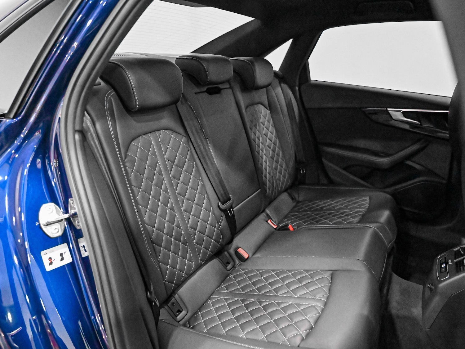 Used Audi A4 2023 for sale - 76870818: Photo 15