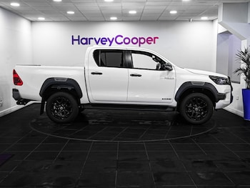 Used Toyota Hilux 2025 for sale - 75691994: Photo