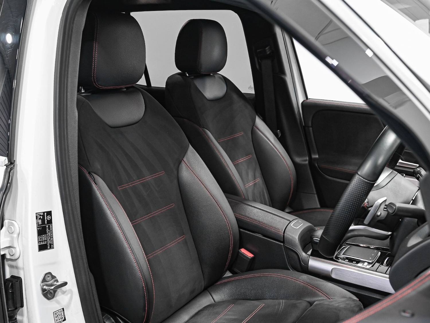 Used Mercedes-Benz GLB 2020 for sale - 77137646: Photo 3