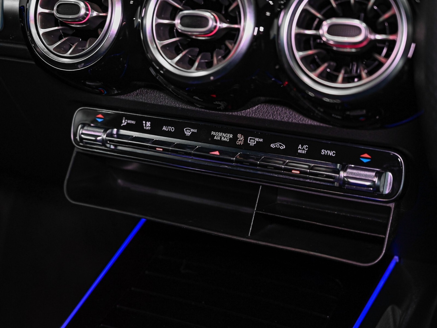 Used Mercedes-Benz GLB 2020 for sale - 77137646: Photo 8