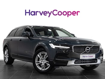 Used Volvo V90 2017 for sale - 78868380: Photo