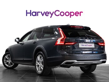 Used Volvo V90 2017 for sale - 78868380: Photo