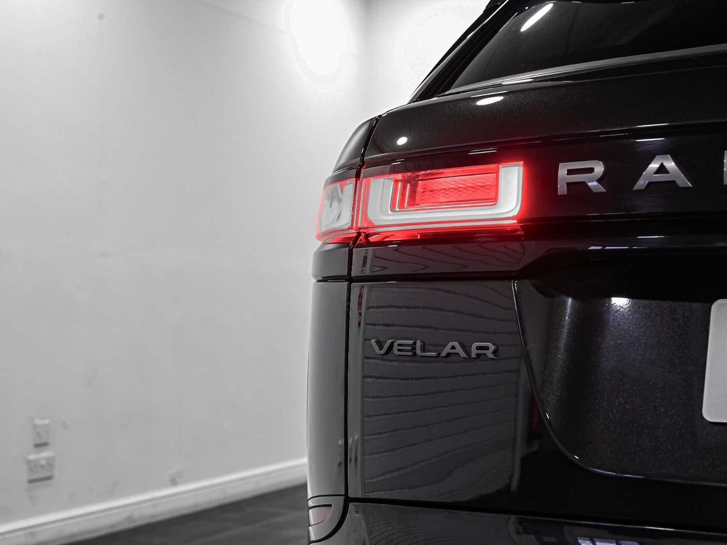 Used Land Rover Range Rover Velar 2022 for sale - 76872332: Photo 20