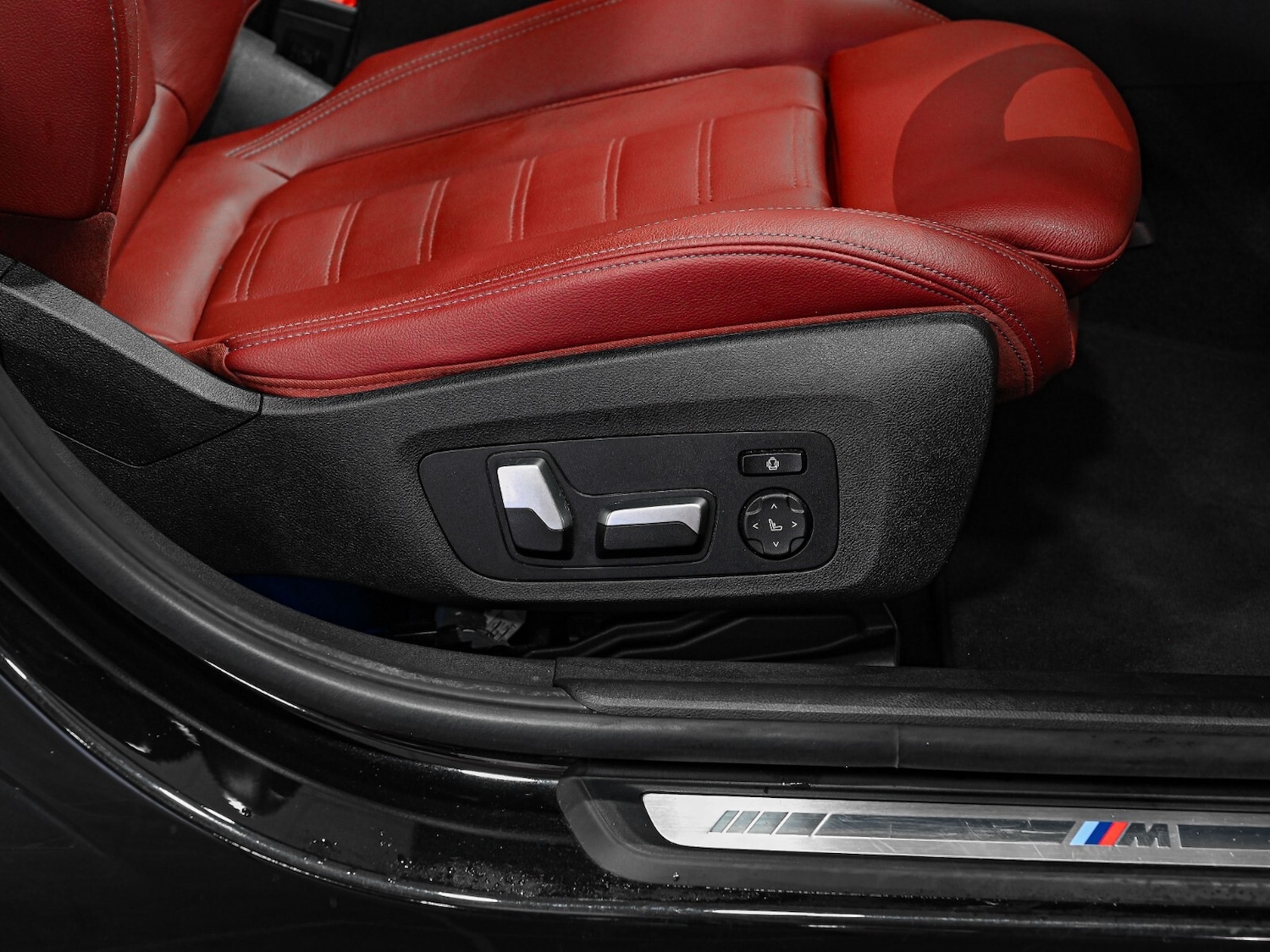 Used BMW 3 Series 2021 for sale - 76868658: Photo 11