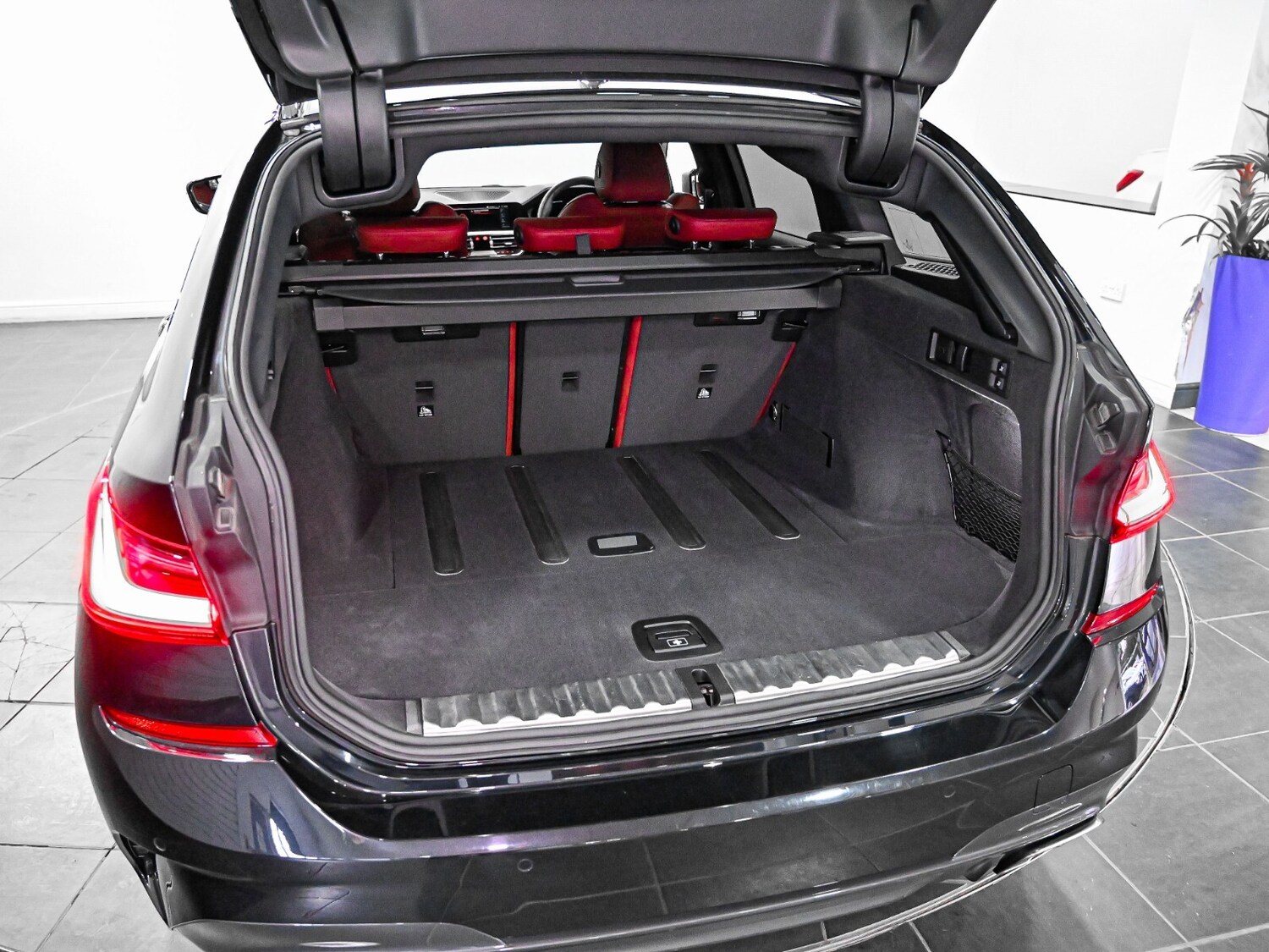 Used BMW 3 Series 2021 for sale - 76868658: Photo 20