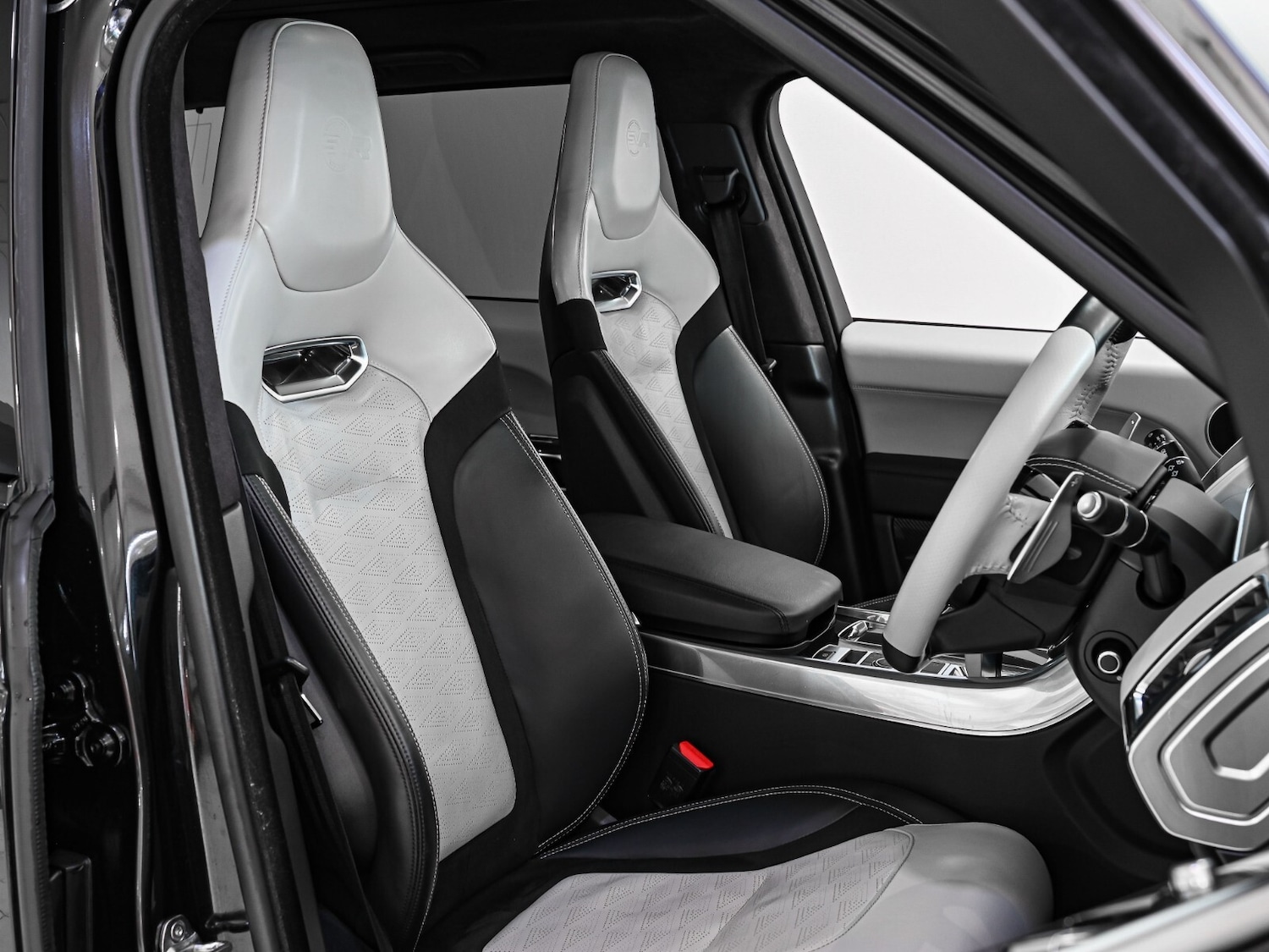 Used Land Rover Range Rover Sport 2021 for sale - 77660426: Photo 3