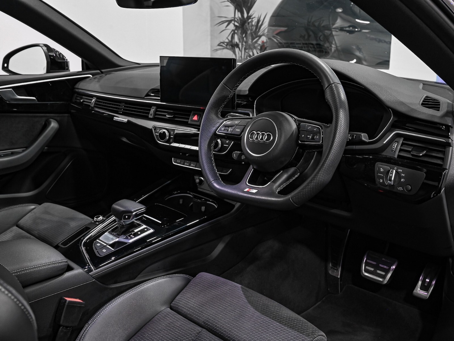 Used Audi A5 2023 for sale - 77031385: Photo 2