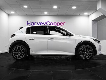 Used Peugeot 208 2023 for sale - 77339480: Photo