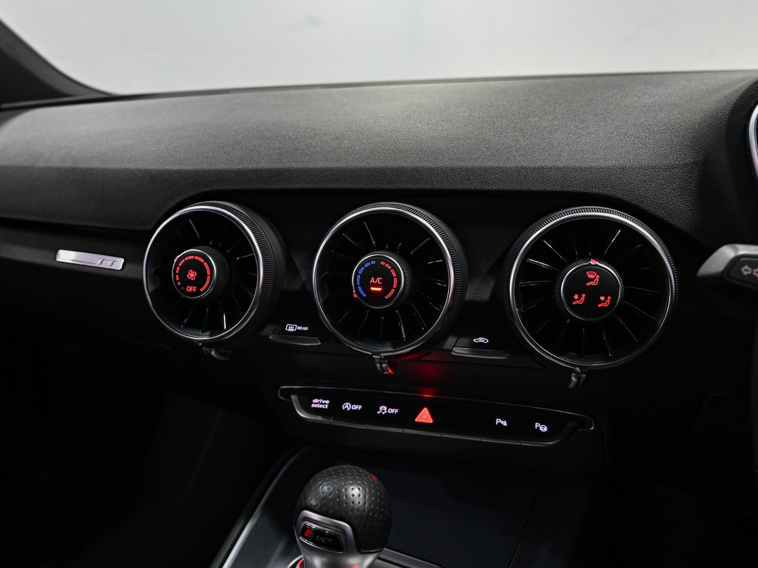 Used Audi TT 2022 for sale - 76332171: Photo 12