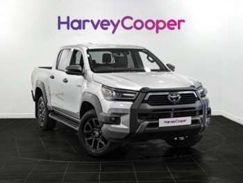 Used Toyota Hilux 2023 for sale - 74075387: Photo