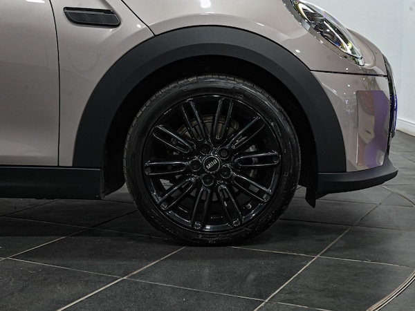 Used MINI Hatch 2023 for sale - 76311969: Photo 3