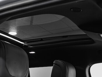 Used Land Rover Defender 2022 for sale - 77373094: Photo