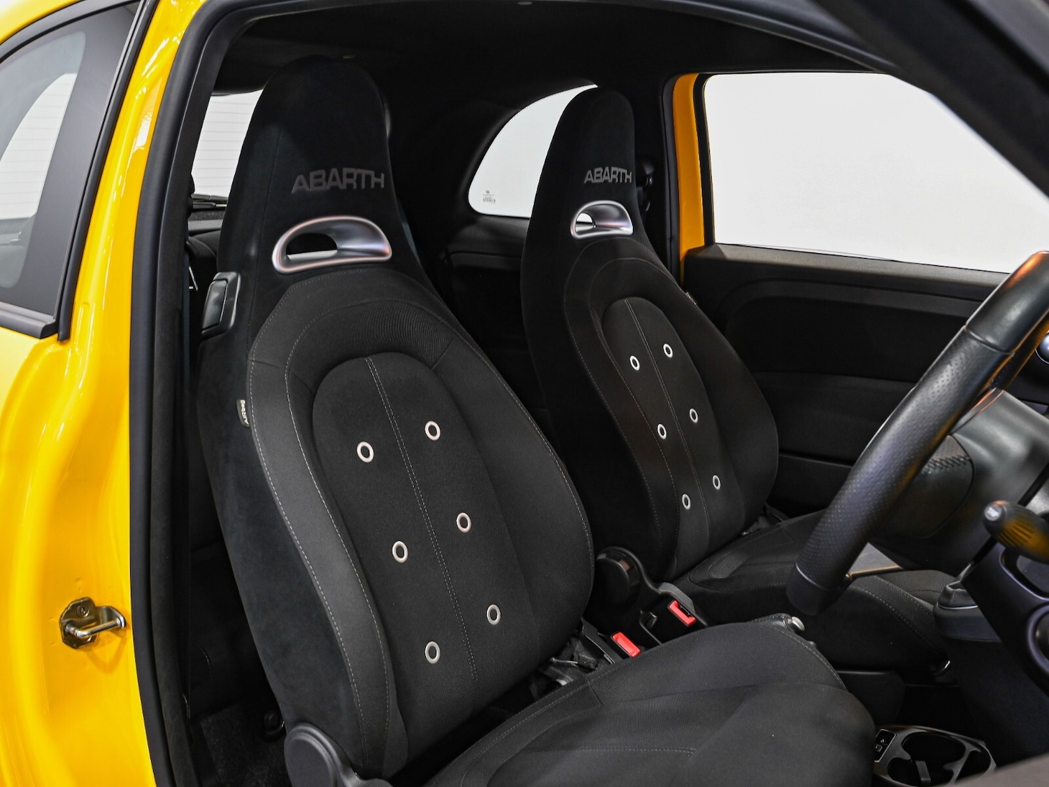 Used Abarth 595 2019 for sale - 76544539: Photo 3