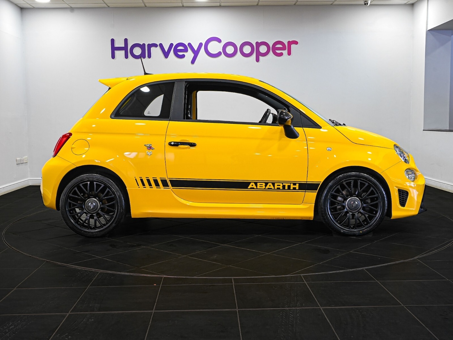 Used Abarth 595 2019 for sale - 76544539: Photo 4