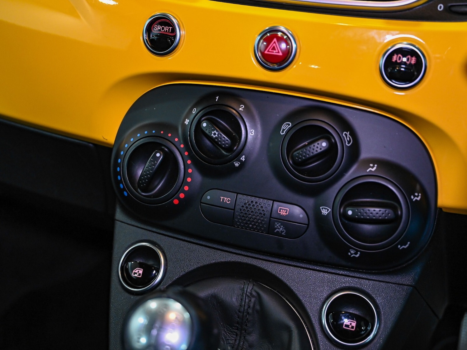 Used Abarth 595 2019 for sale - 76544539: Photo 9