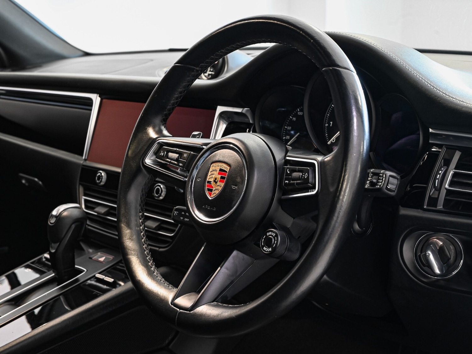 Used Porsche Macan 2021 for sale - 78055303: Photo 8